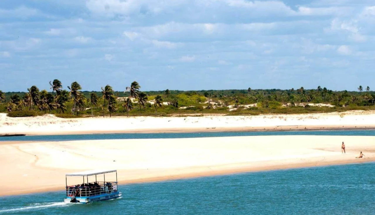 praia-de-aguas-belas