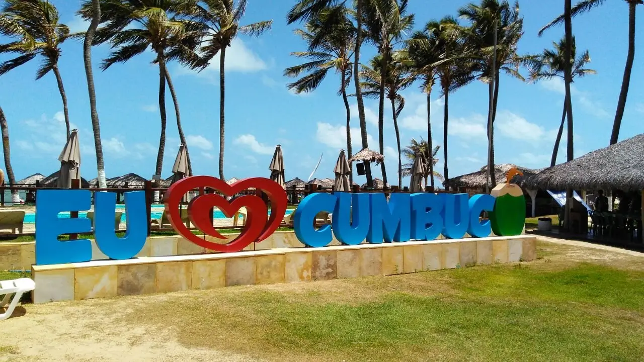 conheca-a-cidade-litoranea-que-virou-refugio-secreto-dos-brasileiros